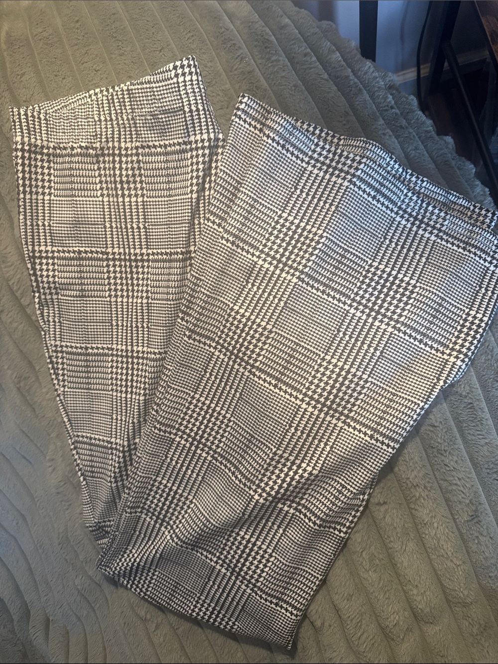 SHEIN Black and White Glen Plaid Boot Cut Pants